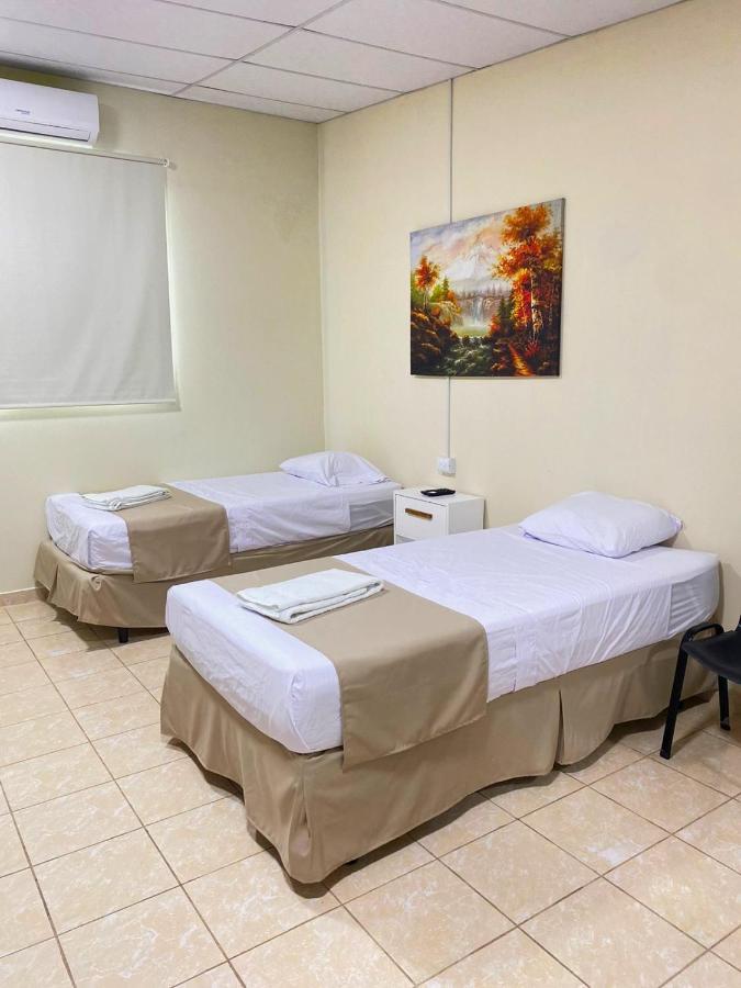Hotel La Capilla - Suites & Apartments San Benito Сан Салвадор Екстериор снимка