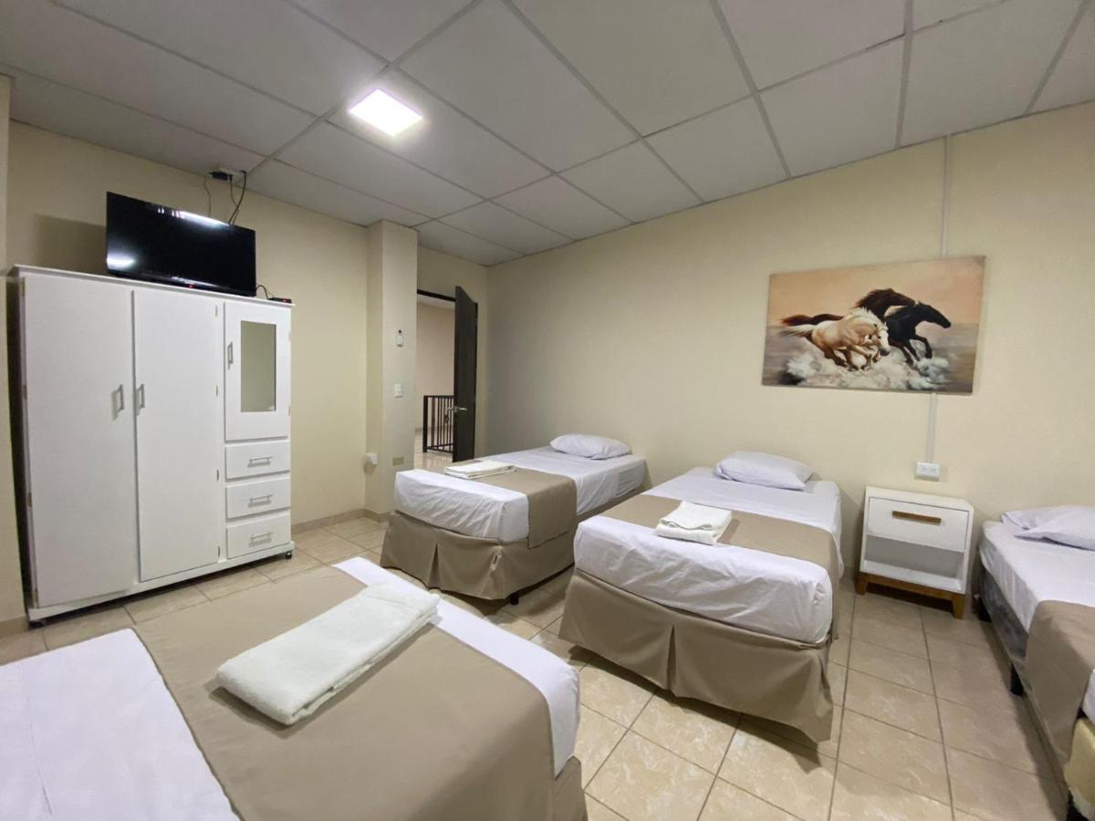 Hotel La Capilla - Suites & Apartments San Benito Сан Салвадор Екстериор снимка
