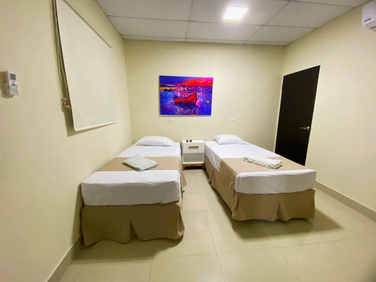 Hotel La Capilla - Suites & Apartments San Benito Сан Салвадор Екстериор снимка