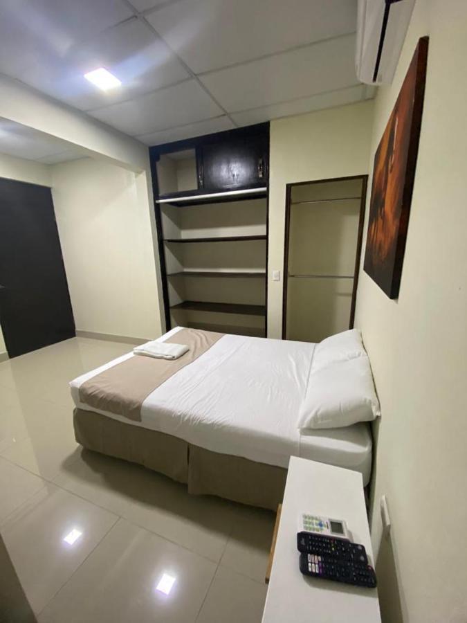 Hotel La Capilla - Suites & Apartments San Benito Сан Салвадор Екстериор снимка